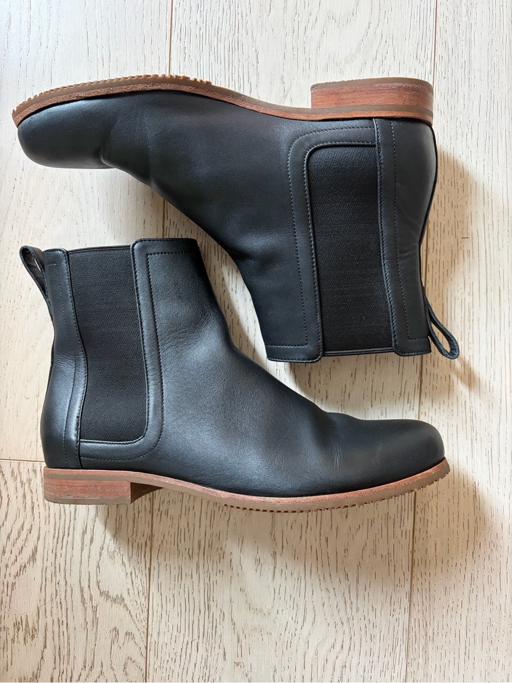 Women’s size 8.5 Black Chelsea Boots